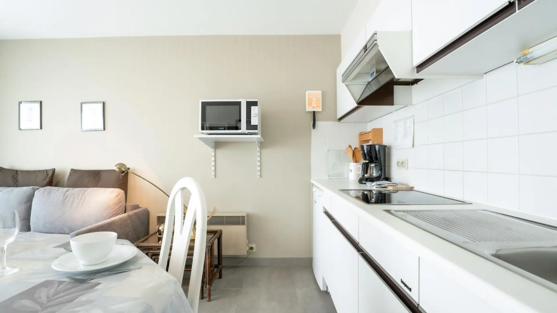 Apartment Residentie Astrid-1 By Interhome Бреден